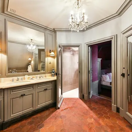Parc Royal Apartment