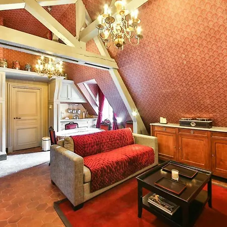Apartment Parc Royal Paris