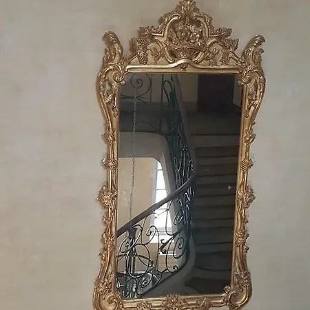 Apartment Parc Royal Paris
