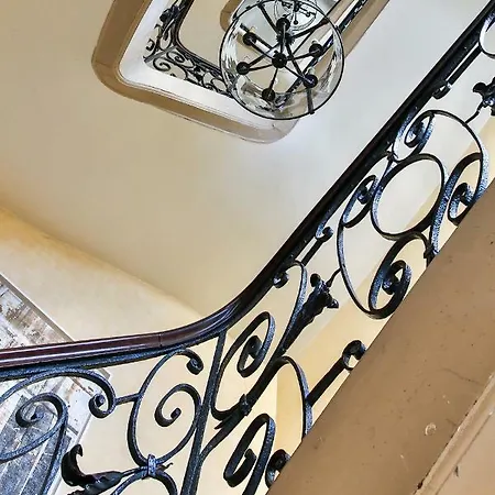 Apartament Parc Royal *