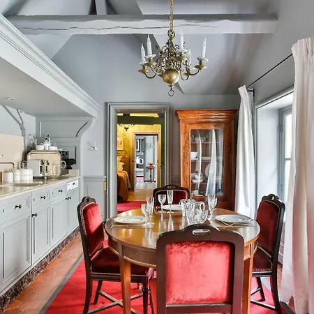 Parc Royal Apartment
