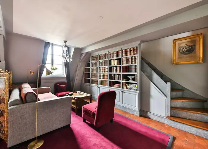 Parc Royal Apartment *