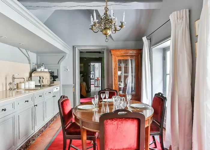 Apartment Parc Royal Paris