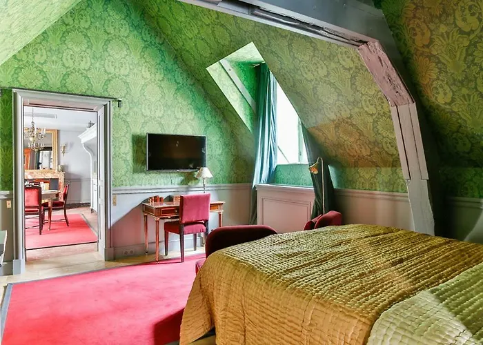 Apartment Parc Royal Paris